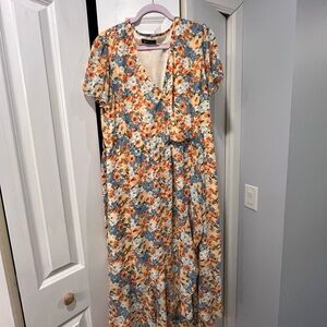 Chic Floral High-Low Dress